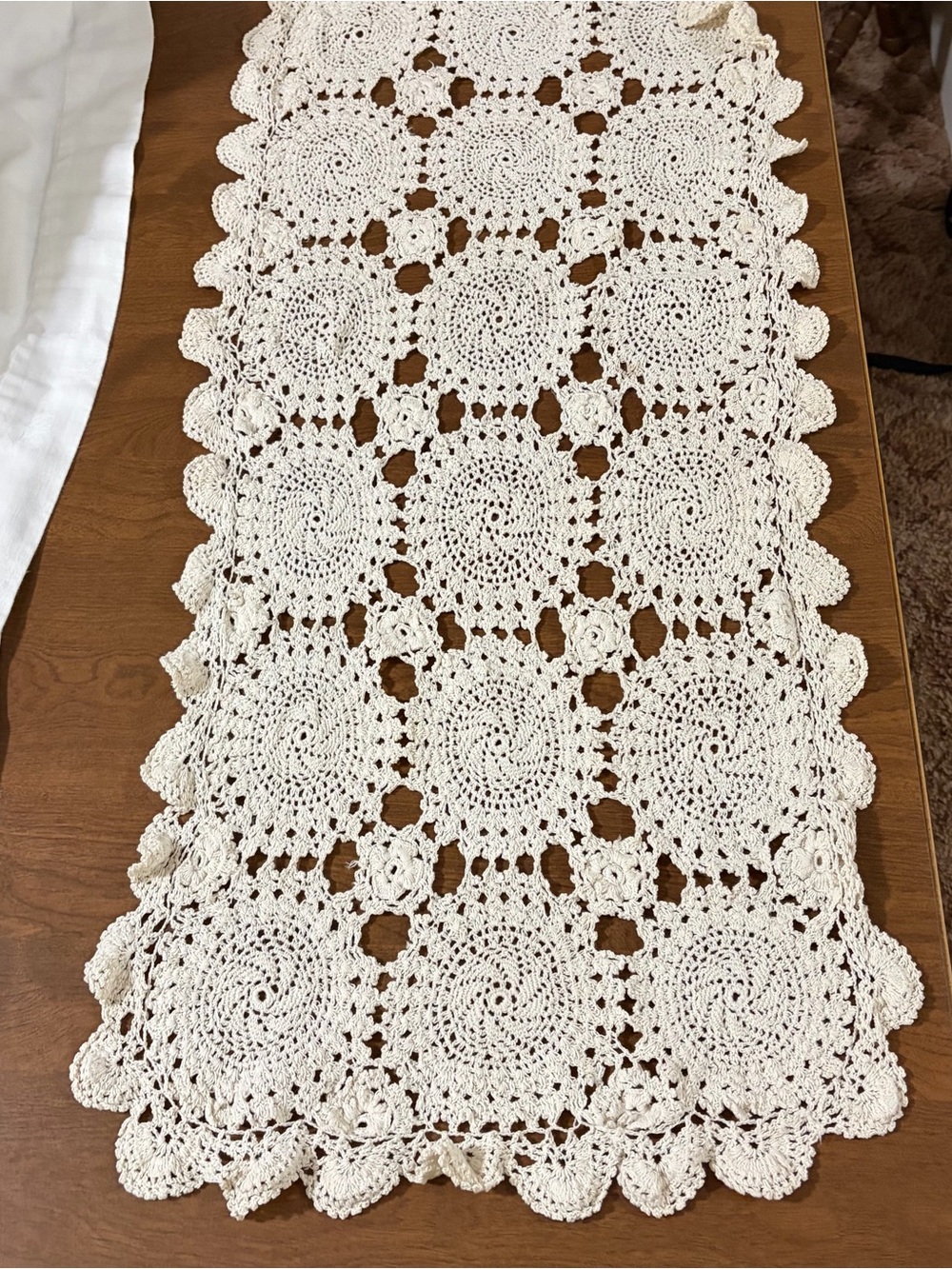 Crochet table runner